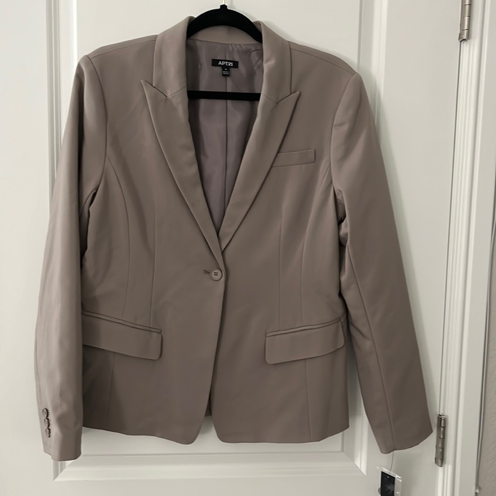 Apt. 9 Blazer NWT
